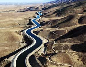 Cover the California Aqueduct in Solar Panels to Double Down on Energy