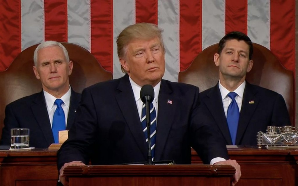 Trump briefly mentions environment in address