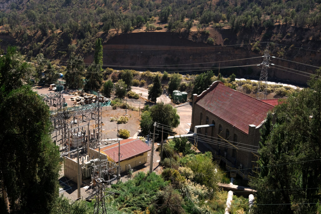 A station of the Los Maitenes hydroelectric plant sits along the Rio Maipo.
