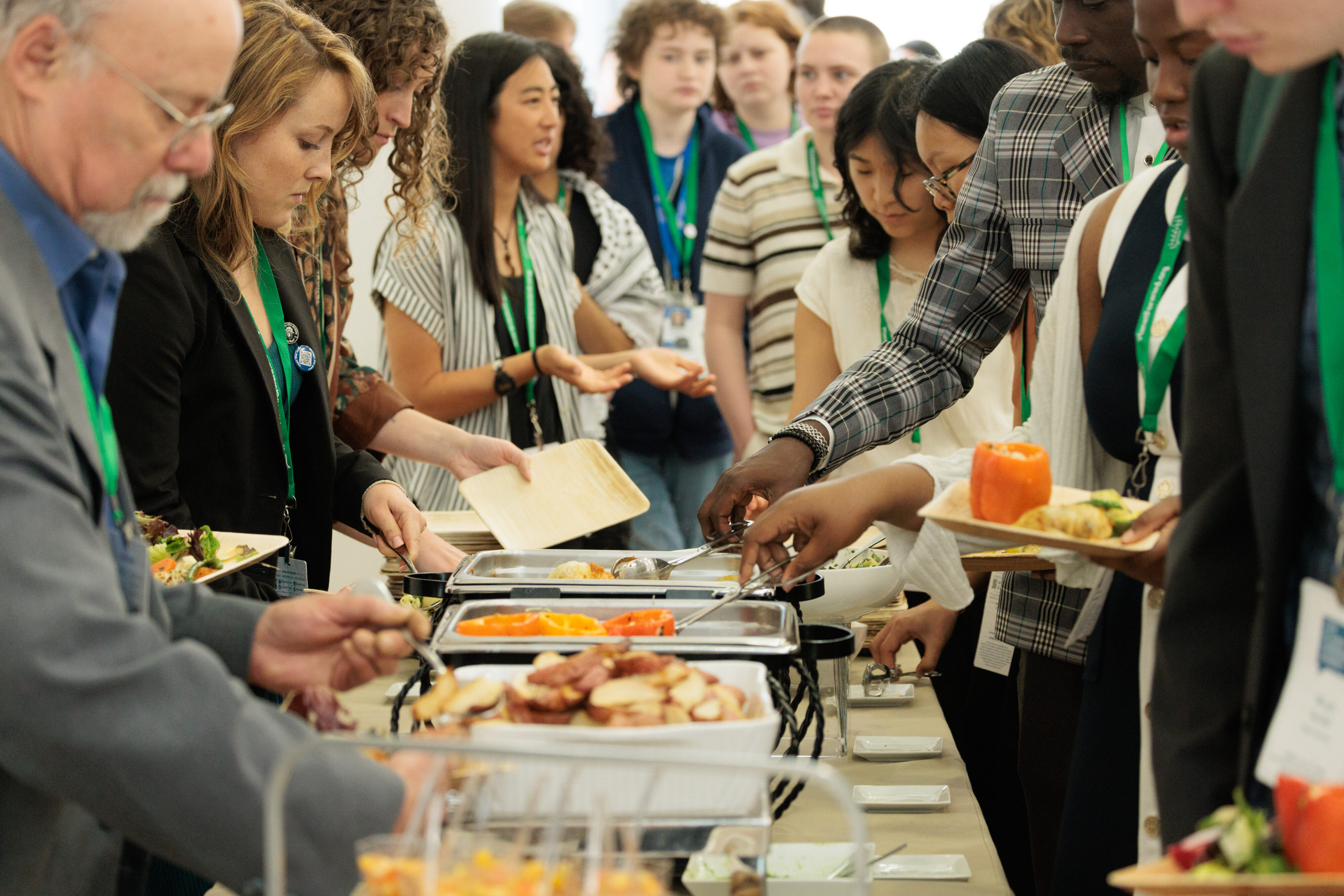 Students and faculty from around the world gather together for a delicious vegetarian lunch provided by Relish DC. 