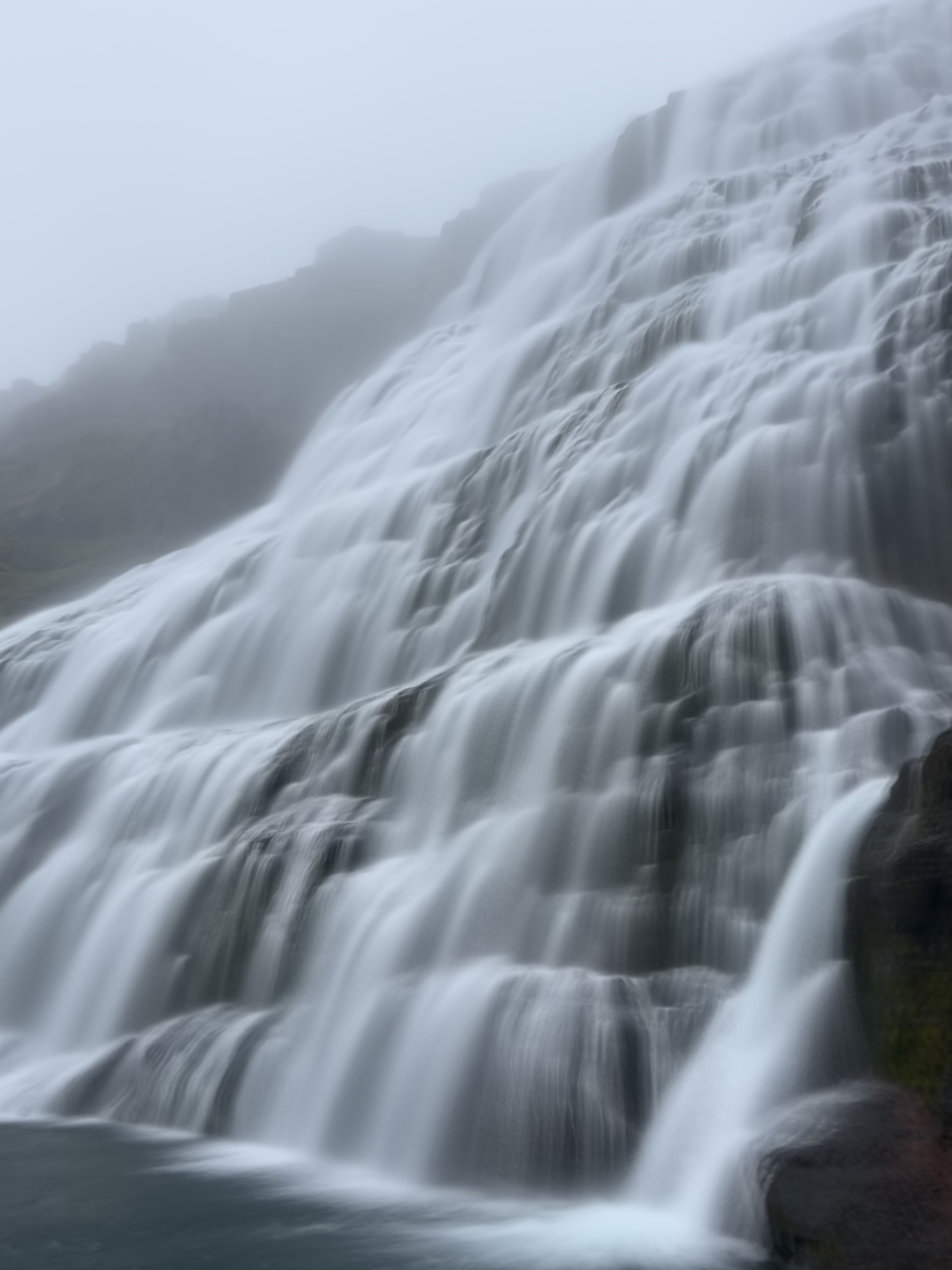 A close up of the waterfall.